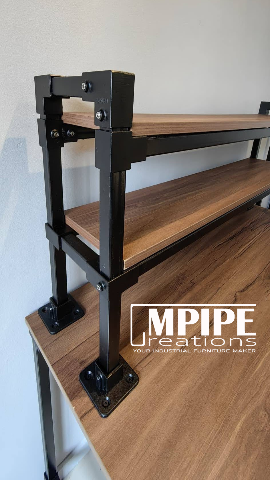 CODE: 2422(CLOTHING RACK) & 1870(TABLE)