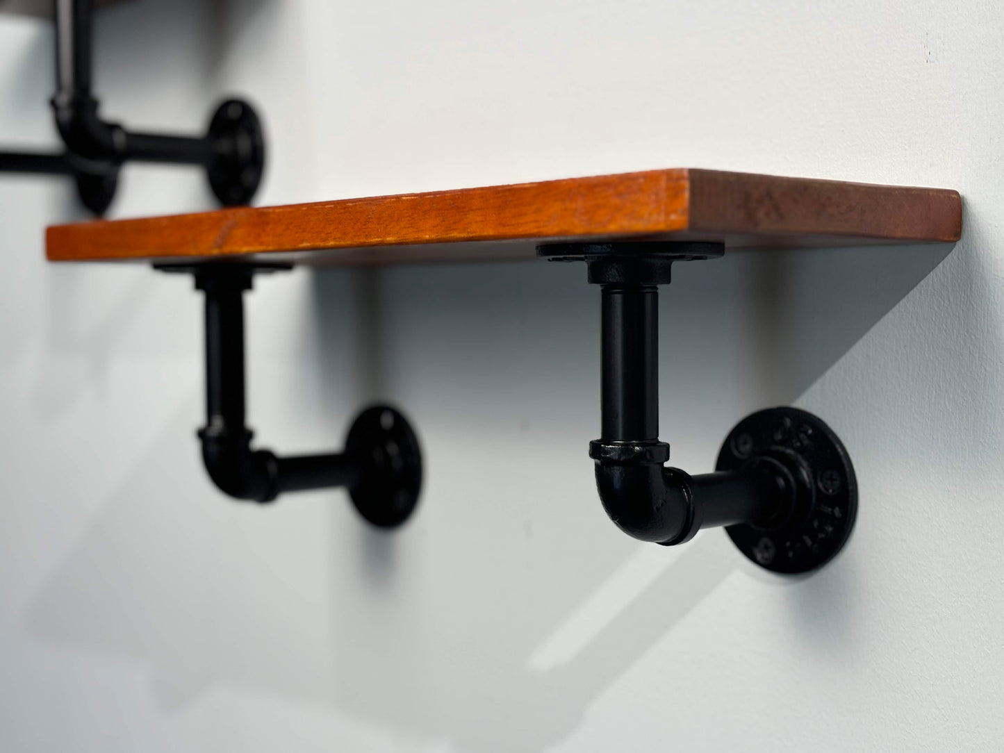 1 LAYER WALL SHELVES - RUBBERWOOD I