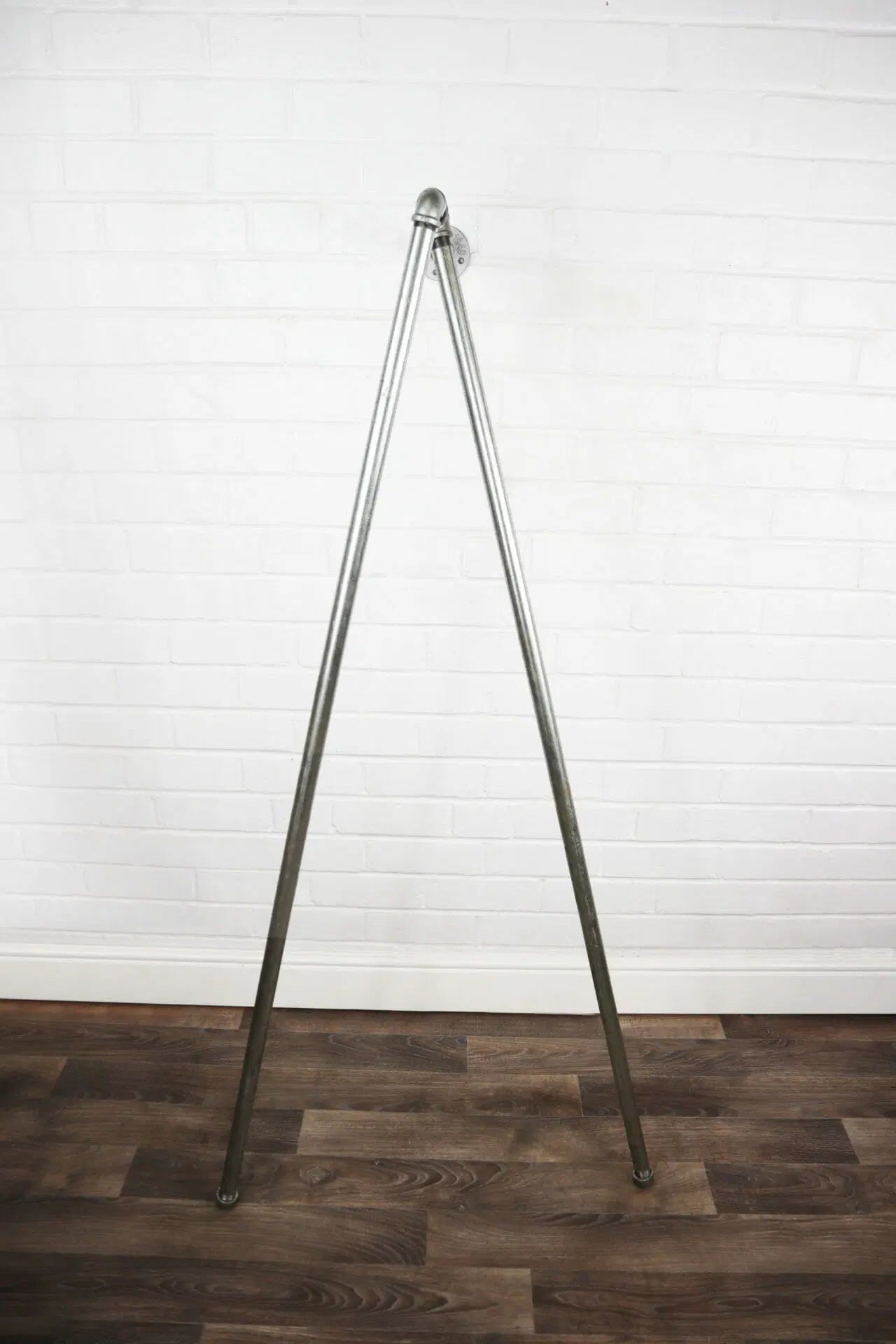 KIT - SPLIT WALL TO FLOOR COAT HANGER