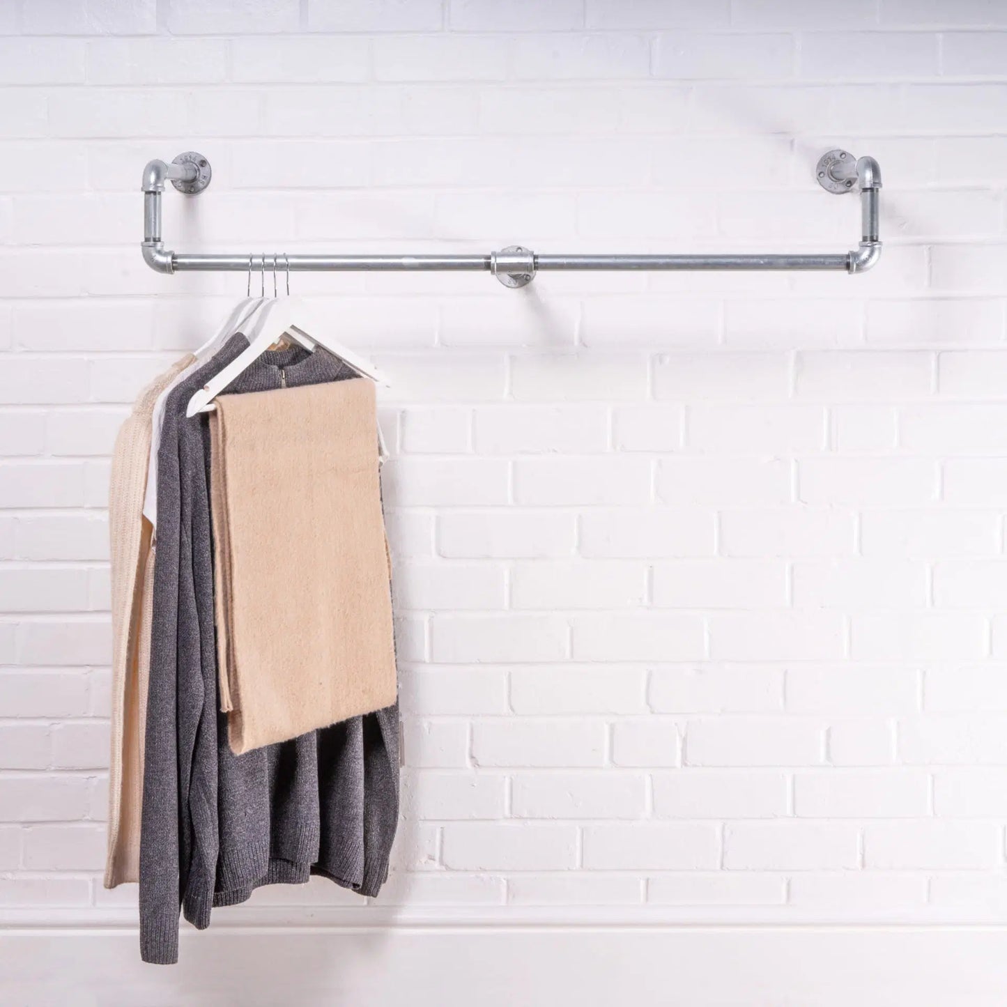KIT - COAT HANGER IV