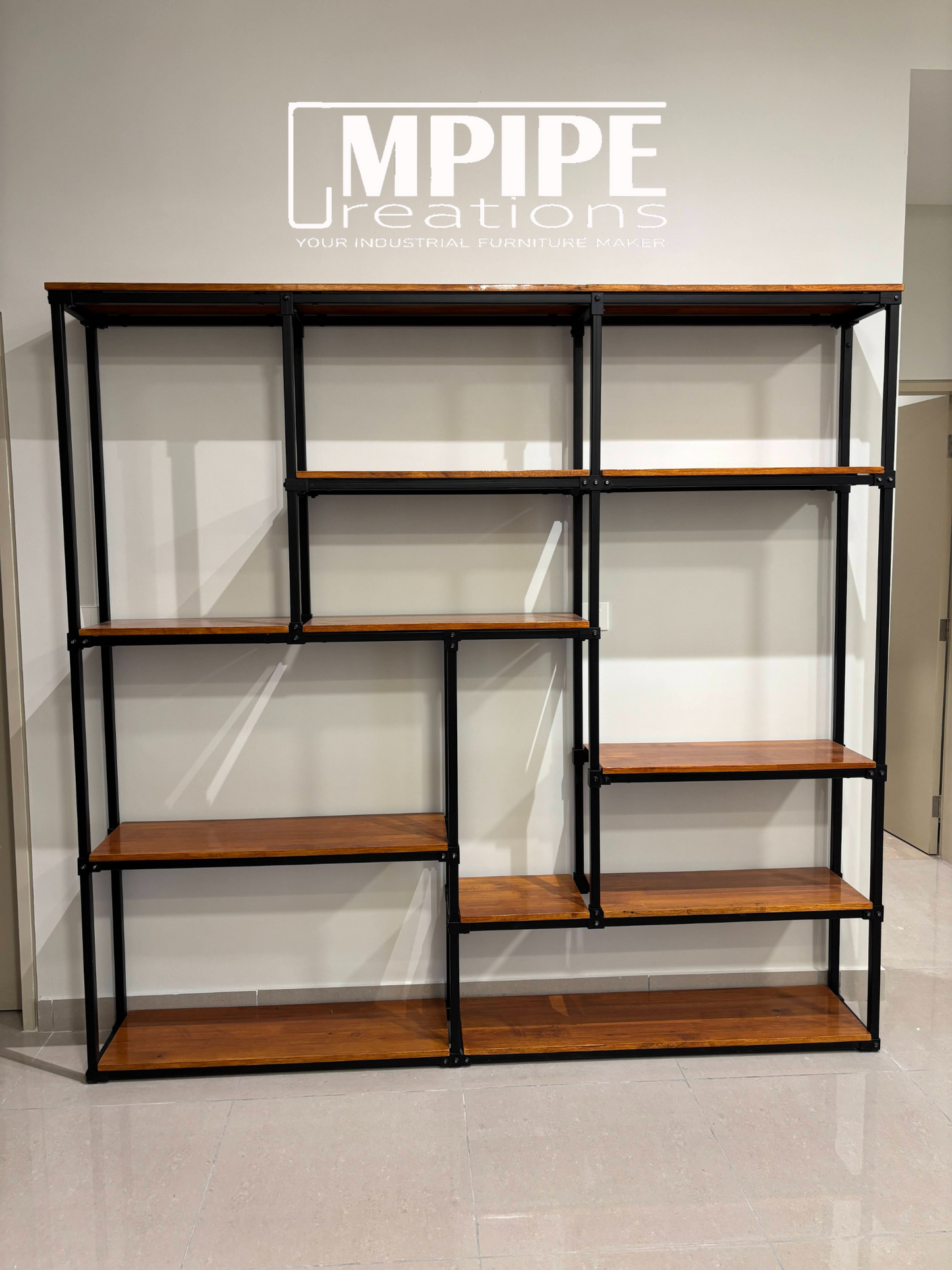 HOLLOW DECOR BOOK SHELVES RACK / DIVIDER