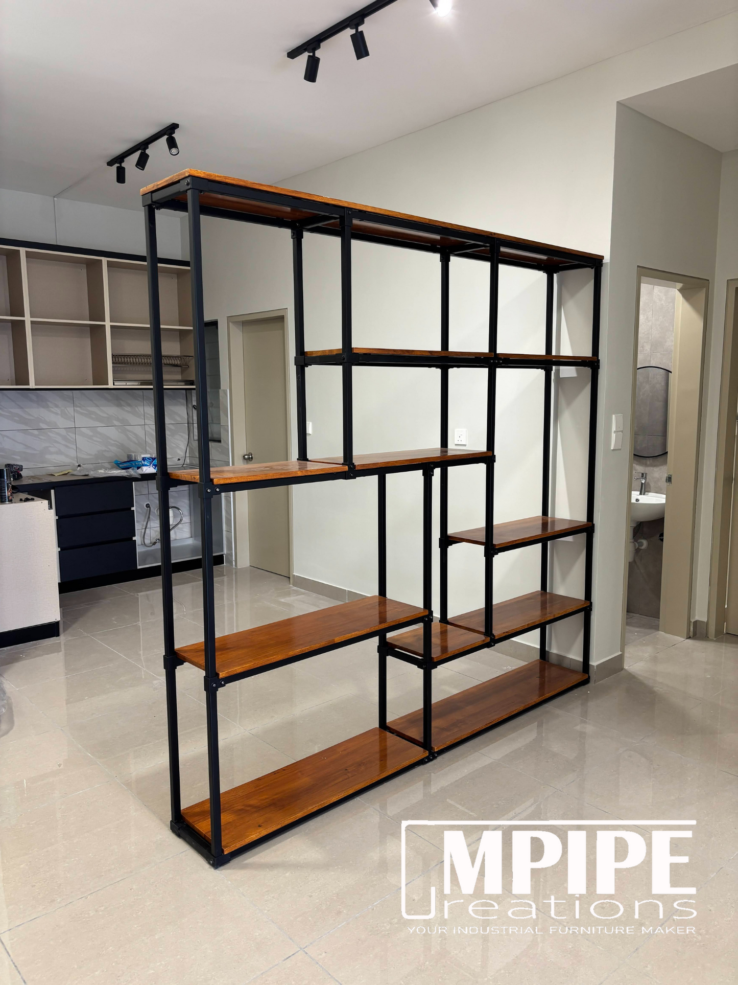 HOLLOW DECOR BOOK SHELVES RACK / DIVIDER