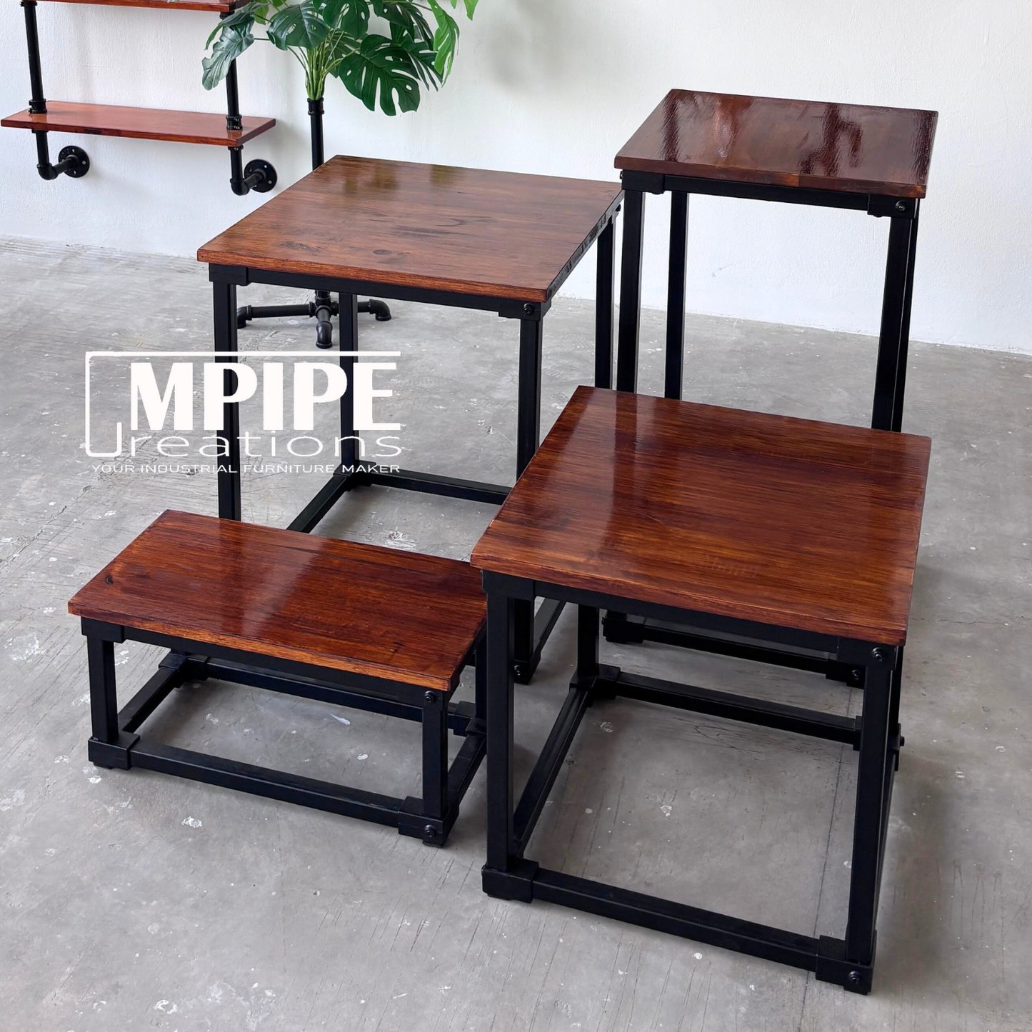 HOLLOW COFFEE TABLE & STOOL