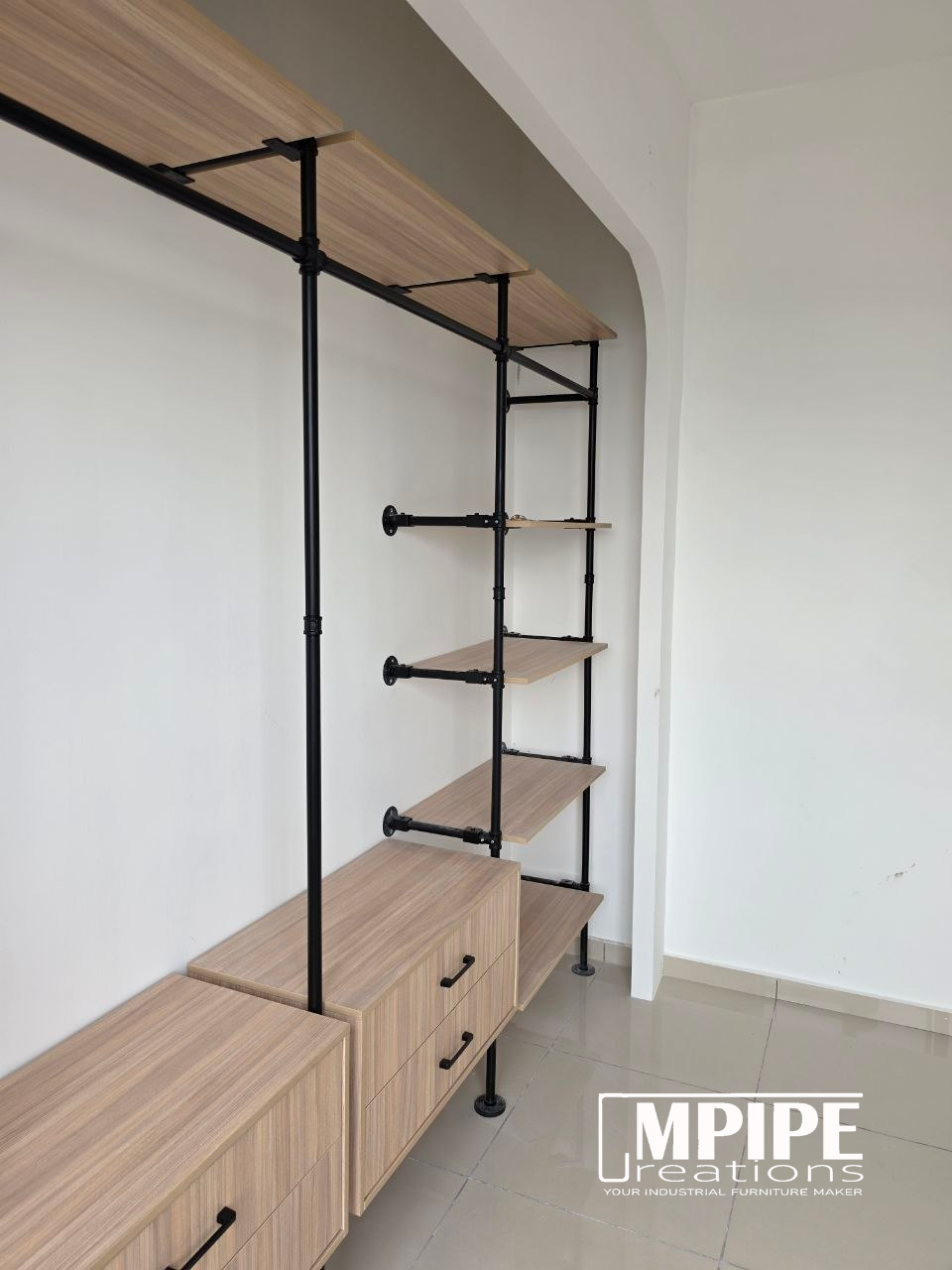 CODE: Wardrobe: 3773 / Partition: 1800 - @ The Jalil Residensi, Seri Kembangan