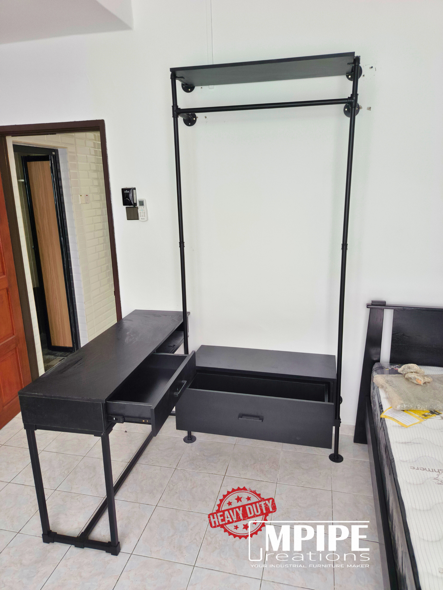 CODE: Clothing Rack (1204) / Table (736) - @USJ, Subang Jaya