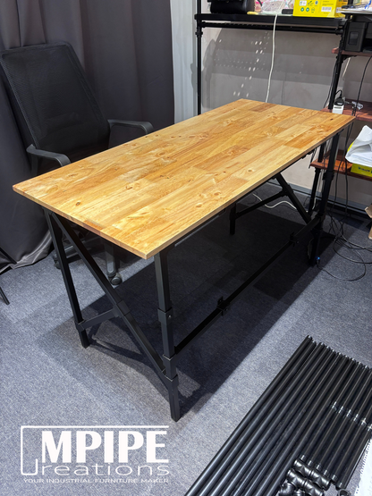 HOLLOW STUDY TABLE