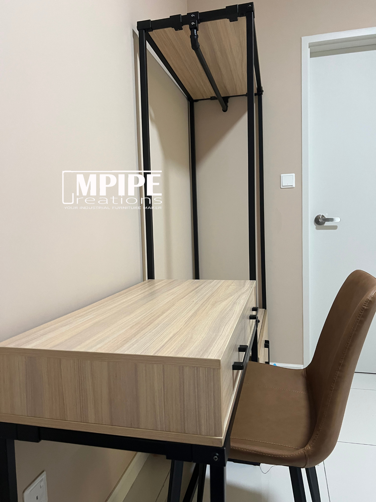 HOLLOW CLOSET ORGANIZER (DRAWER, CABINET, ROTATING MIRROR)